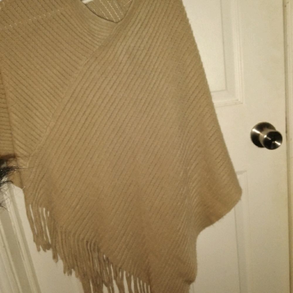 Cozy shall / sweater